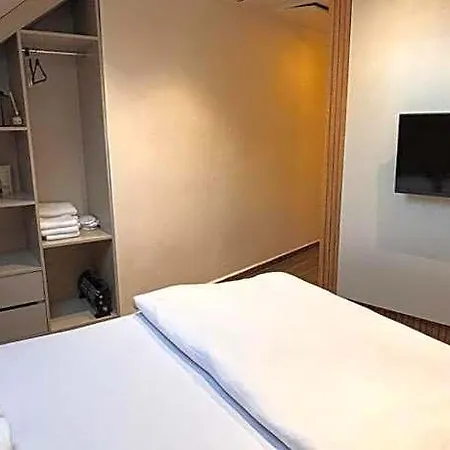 Ooda Kadikoey 4*